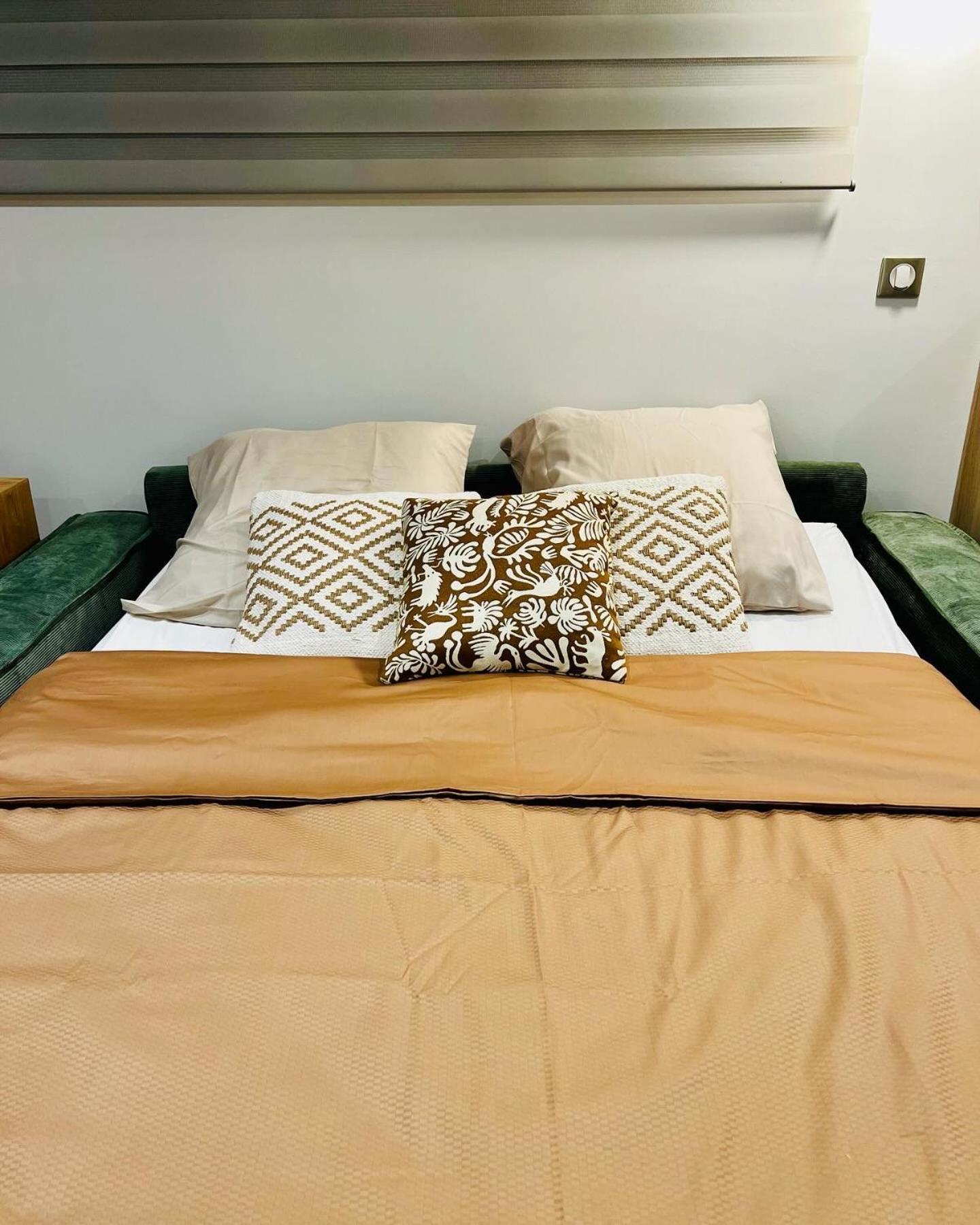 Superbe Studio Neuf - 20 Min Versailles Les Clayes-Sous-Bois Екстериор снимка